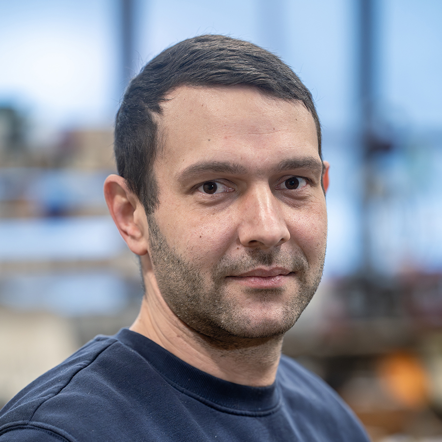 Mehrbreier Schreinerei Mitarbeiter Michael Bastian